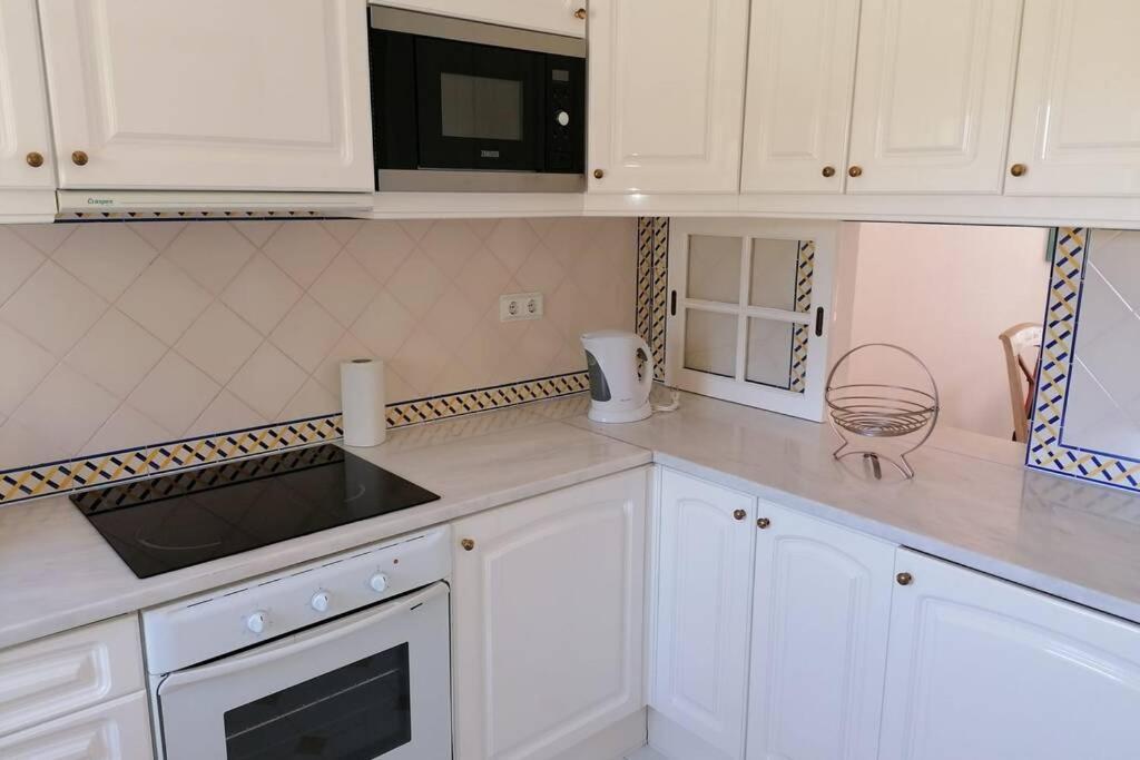 Luxury Modern T2 Ocean View - Free Parking - Pool Apartment Alvor Bagian luar foto