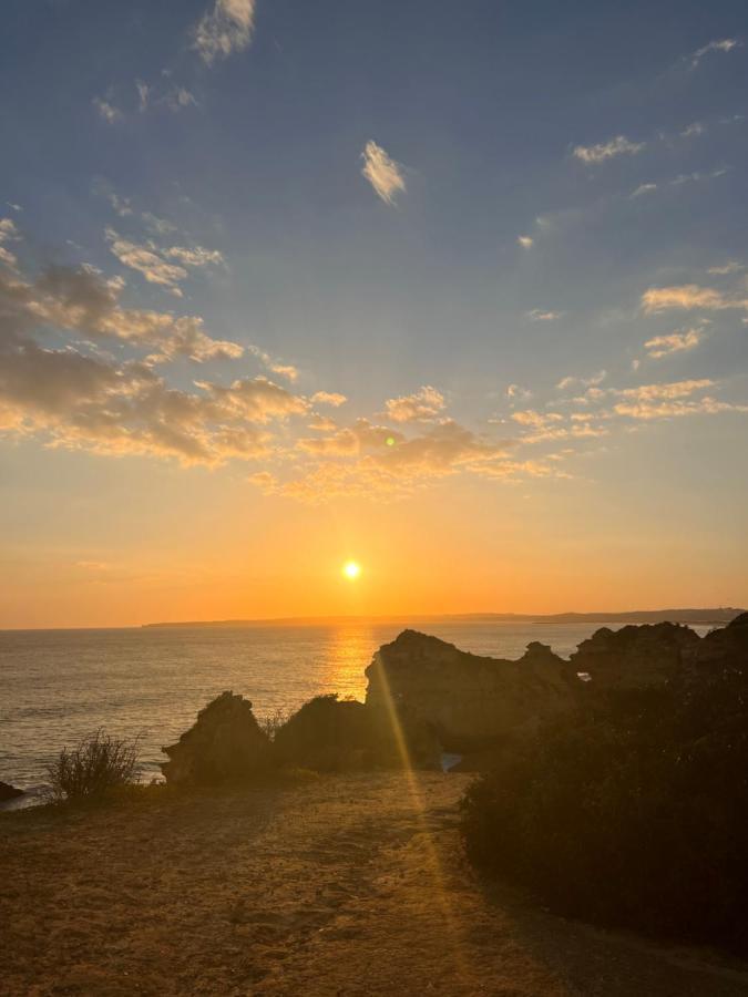 Luxury Modern T2 Ocean View - Free Parking - Pool Apartment Alvor Bagian luar foto