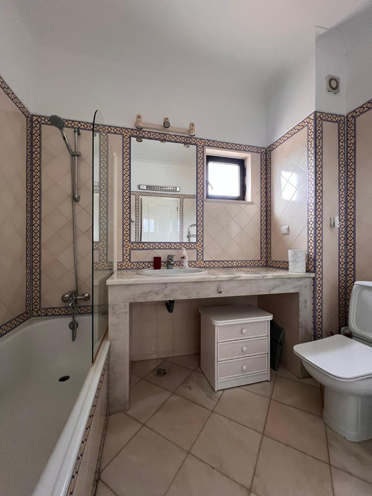 Luxury Modern T2 Ocean View - Free Parking - Pool Apartment Alvor Bagian luar foto