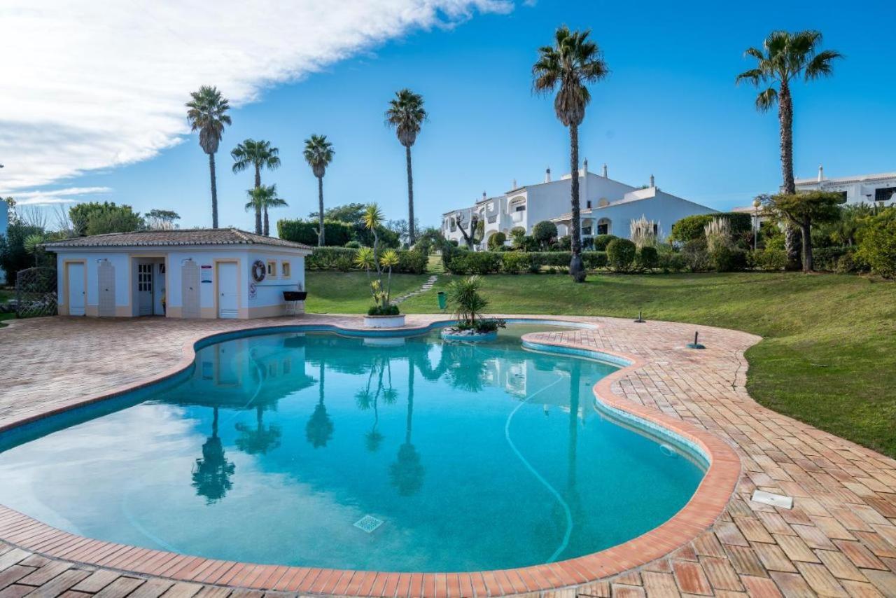 Luxury Modern T2 Ocean View - Free Parking - Pool Apartment Alvor Bagian luar foto