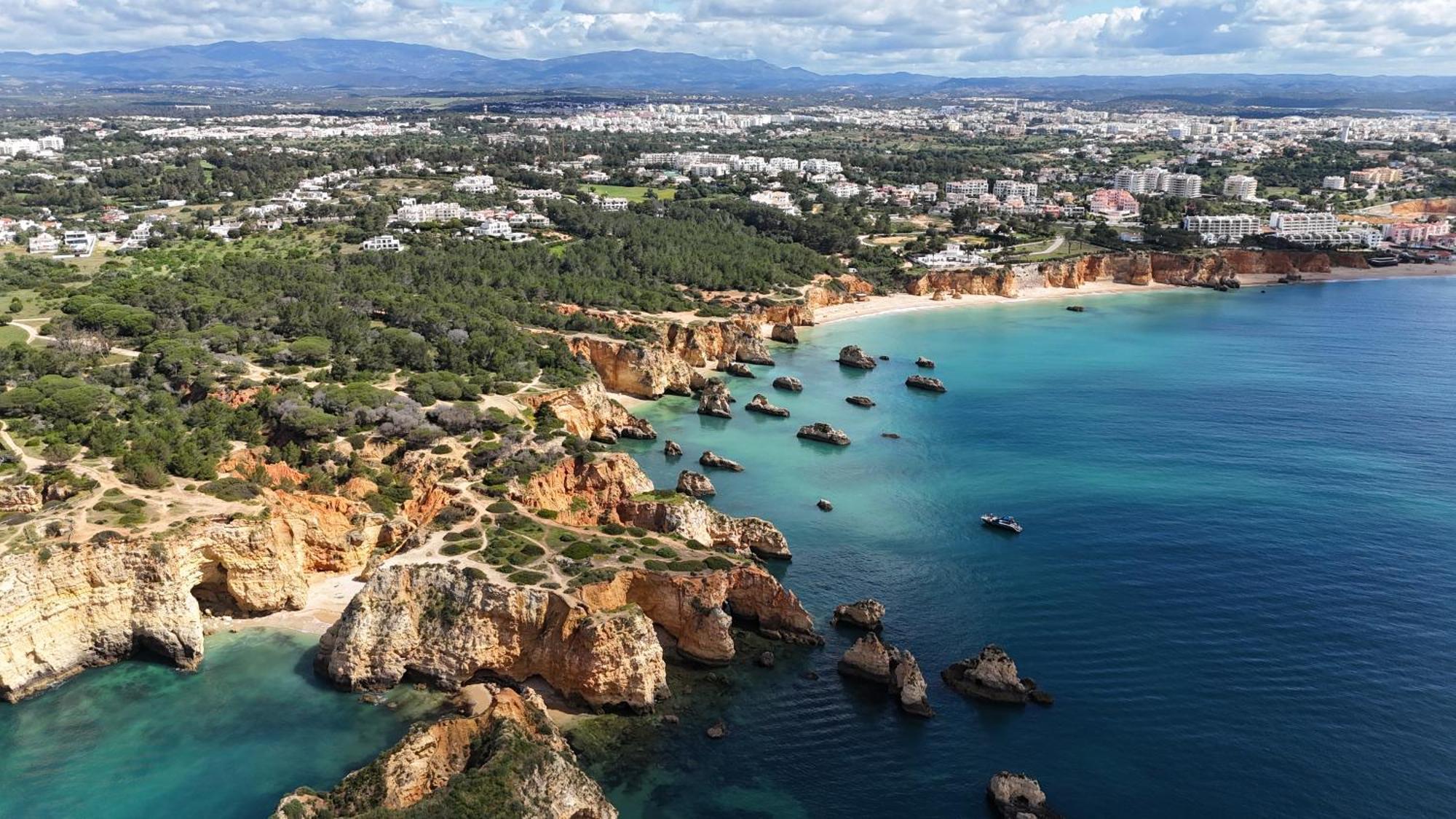 Luxury Modern T2 Ocean View - Free Parking - Pool Apartment Alvor Bagian luar foto